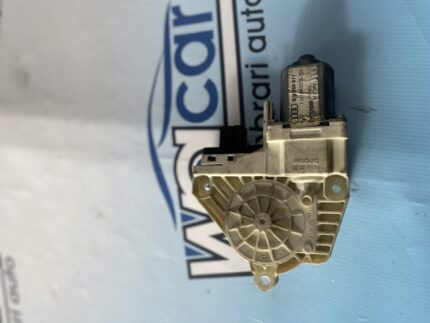 Motoras macara audi q5 8k0959811