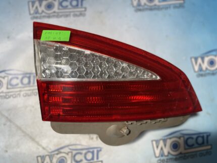 TRIPLA STANGA SPATE FORD MONDEO 2012 CU LED