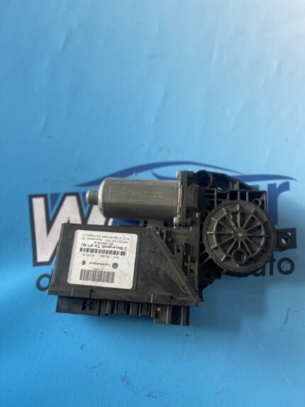 Motoras Macara VW PHAETON 3D2959701H