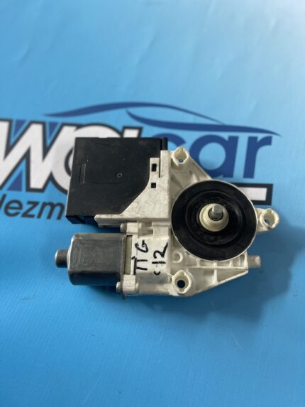 MOTORAS MACARA STANGA FATA TIGUAN 2011