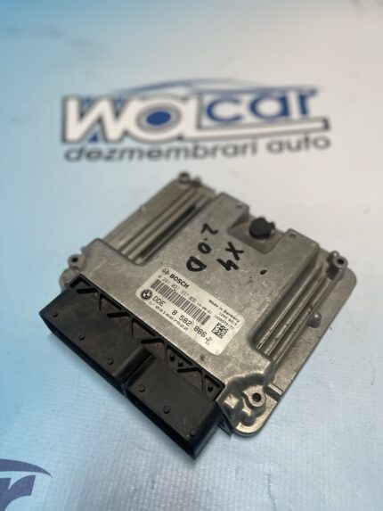 ECU/Calculator motor Bmw DDE8582886 0281031337