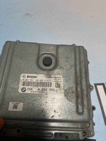 ECU bmw f10/f11 525d 8582555-01 0281031305
