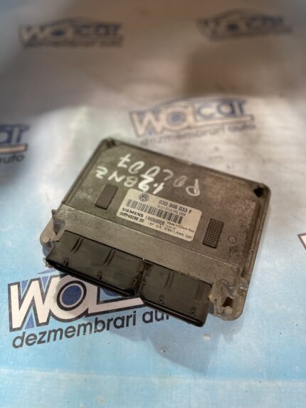 CALCULATOR MOTOR VOLKSWAGEN POLO 1.2 BENZINA COD 03D906033F