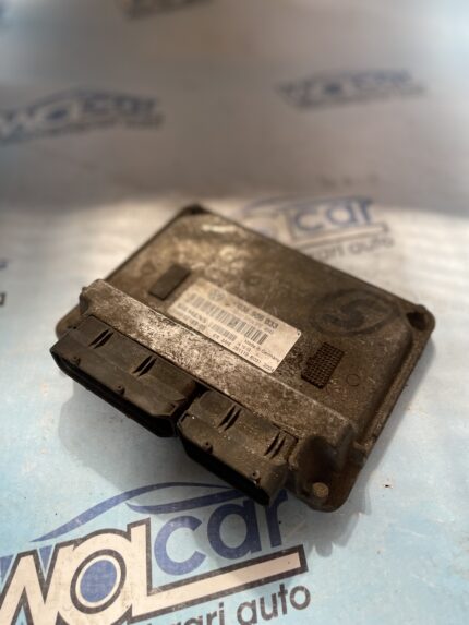 CALCULATOR MOTOR VOLKSWAGEN POLO 1.2 BENZINA COD 03E906033