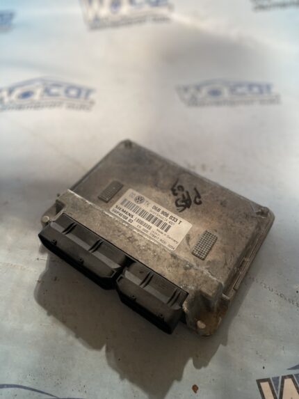 CALCULATOR MOTOR VOLKSWAGEN PASSAT 2.0 B COD 06B906033T