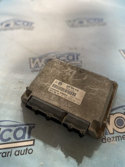 CALCULATOR MOTOR VOLKSWAGEN GOLF 4 1.6 COD 06A906019