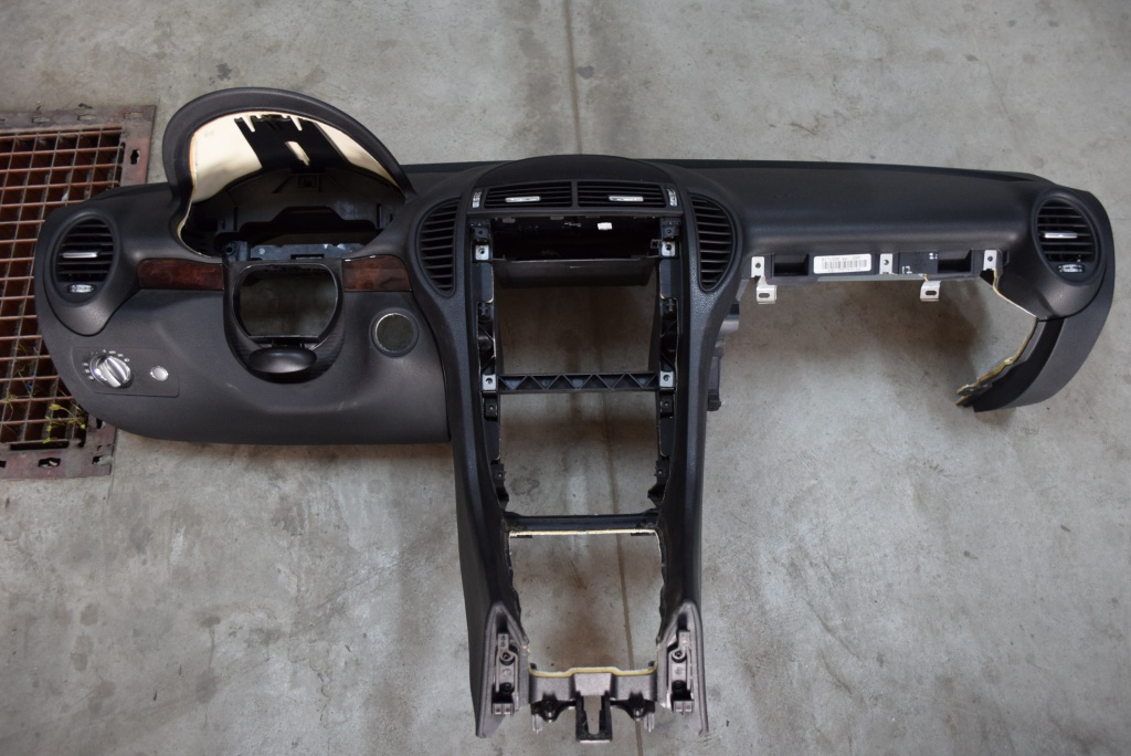 plansa-bord-mercedes-slk-2006-airbag-pasager-13a1c210a63d8235e9-0-0-0-0-0 Plansa Bord Mercedes SLK 2006 Airbag Pasager
