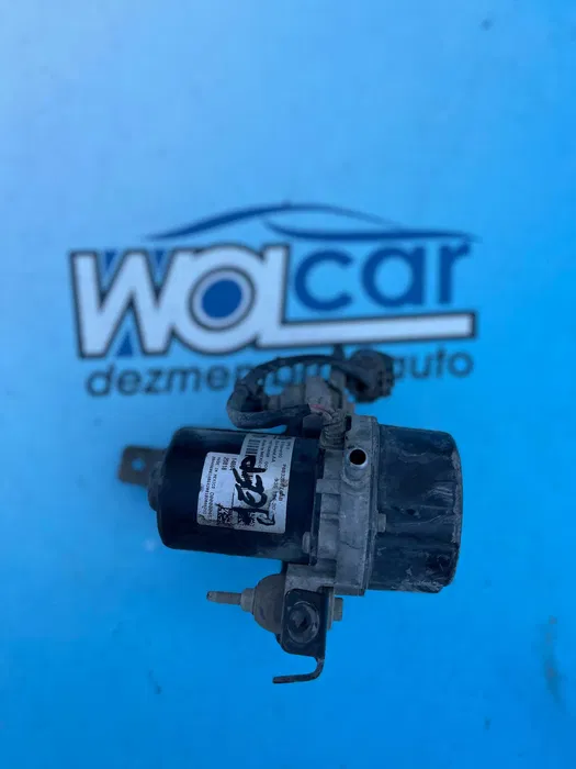 Pompa servofrana Jeep Compass p68328874ab Pompa servofrana Jeep Compass p68328874ab