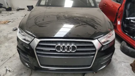 Fata completa Audi Q3 2016