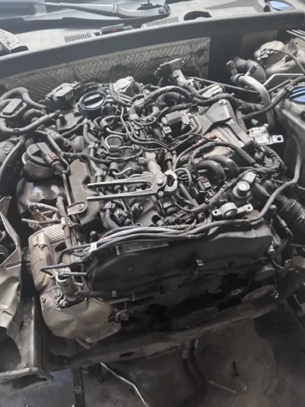 Motor Audi a4 b8 2.0TDI cnh