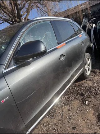 Usa stanga fata spate audi q5 2015