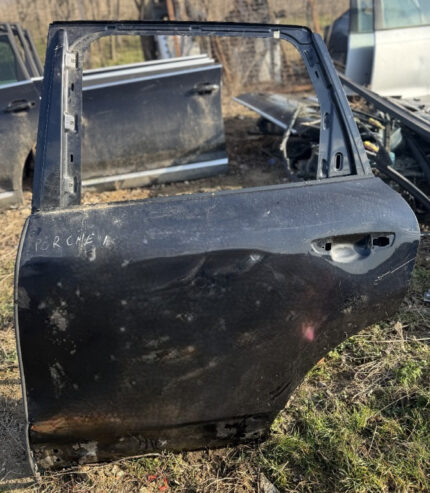 Usa stanga spate Porsche Cayenne 2016