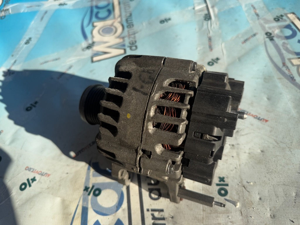 Alternator Volkswagen Polo AW 2019 04L903021C Alternator Volkswagen Polo AW 2019 04L903021C