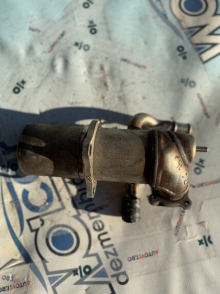 Racitor gaze Audi A4 B8 2.0TDI 04L131512A