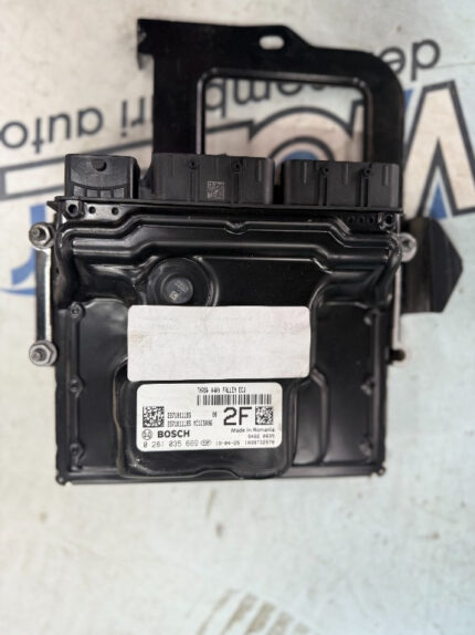 Calculator motor Renault Megane 4 0281035669