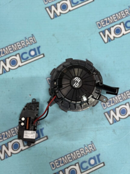 Ventilator bord Audi A4 B8